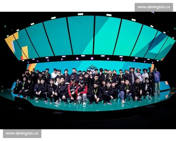 《英雄联盟最新赛事回顾：精彩对决与战术革新引爆全球电竞舞台》